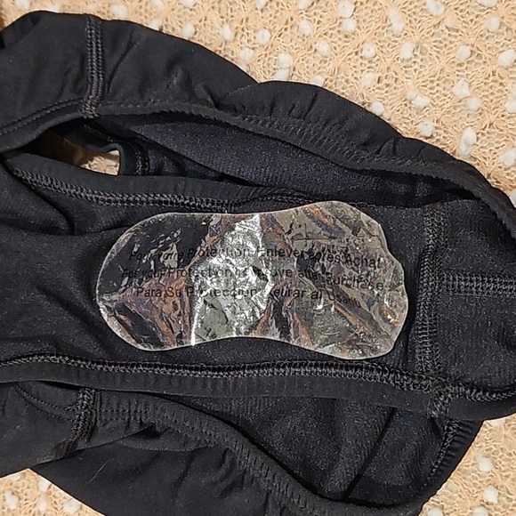 Nike Swimsuit - Picture 14 of 15